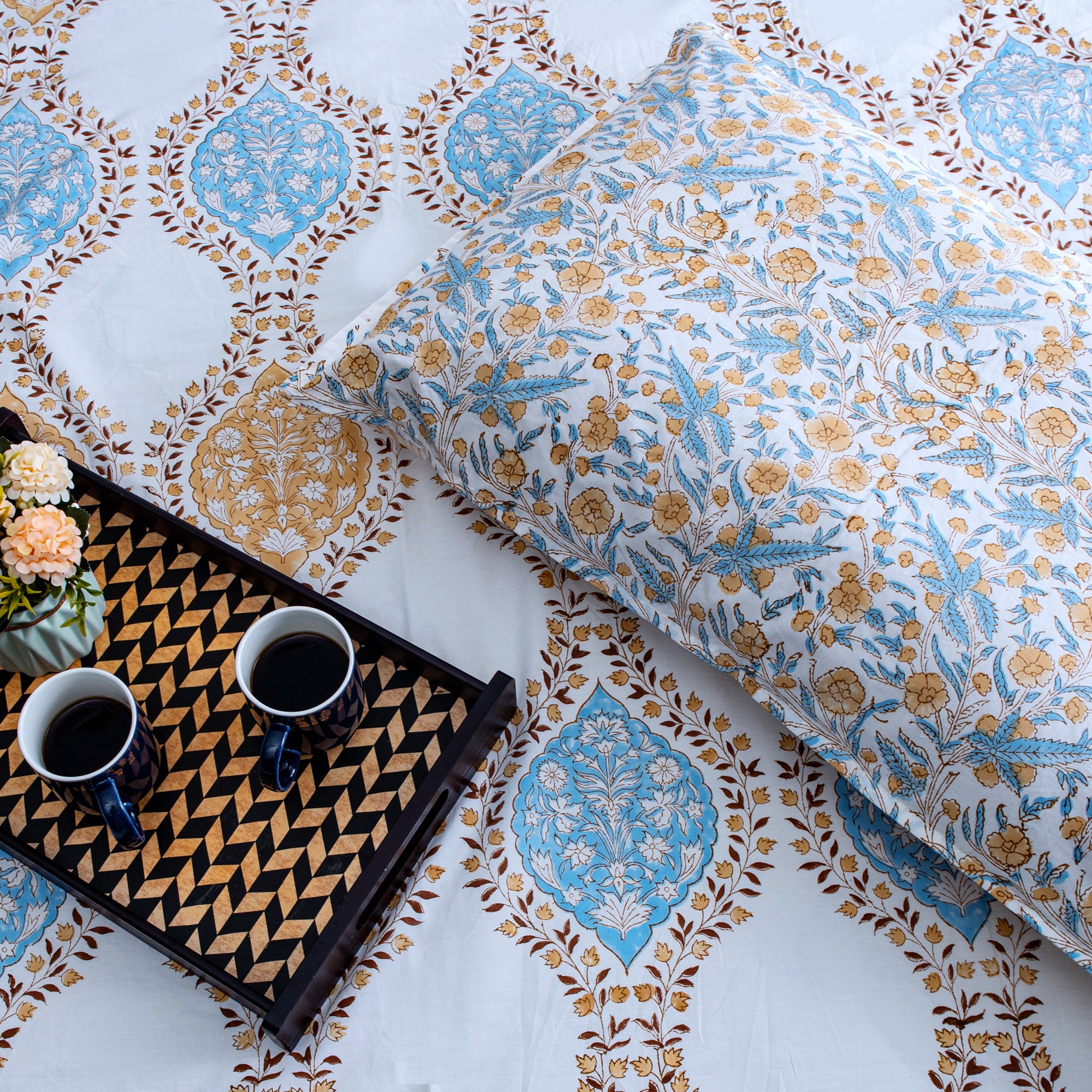 The Brown Fern - Super King Size Percal Cotton Block printed bedsheet with two matching pillow covers