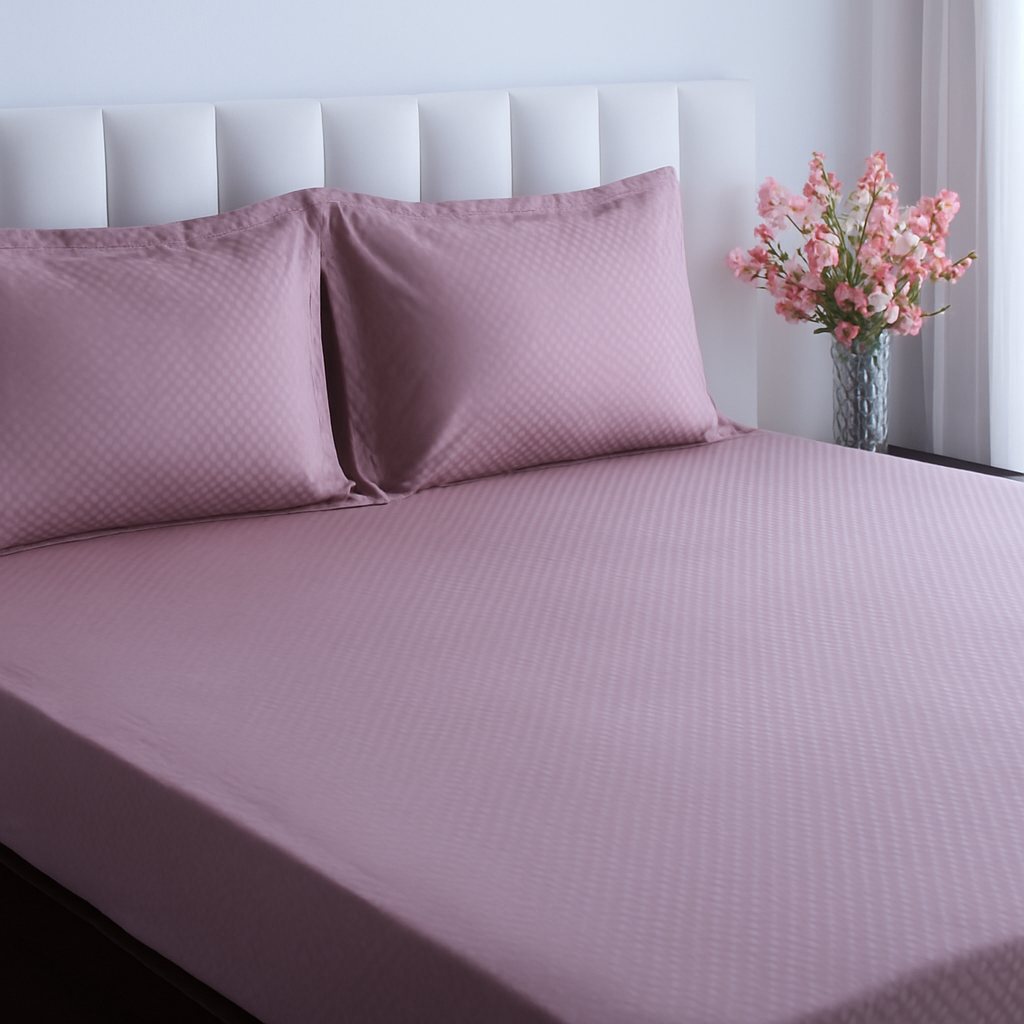Jacquard Mauve Super King Size Cotton Bedsheet with matching pillow covers