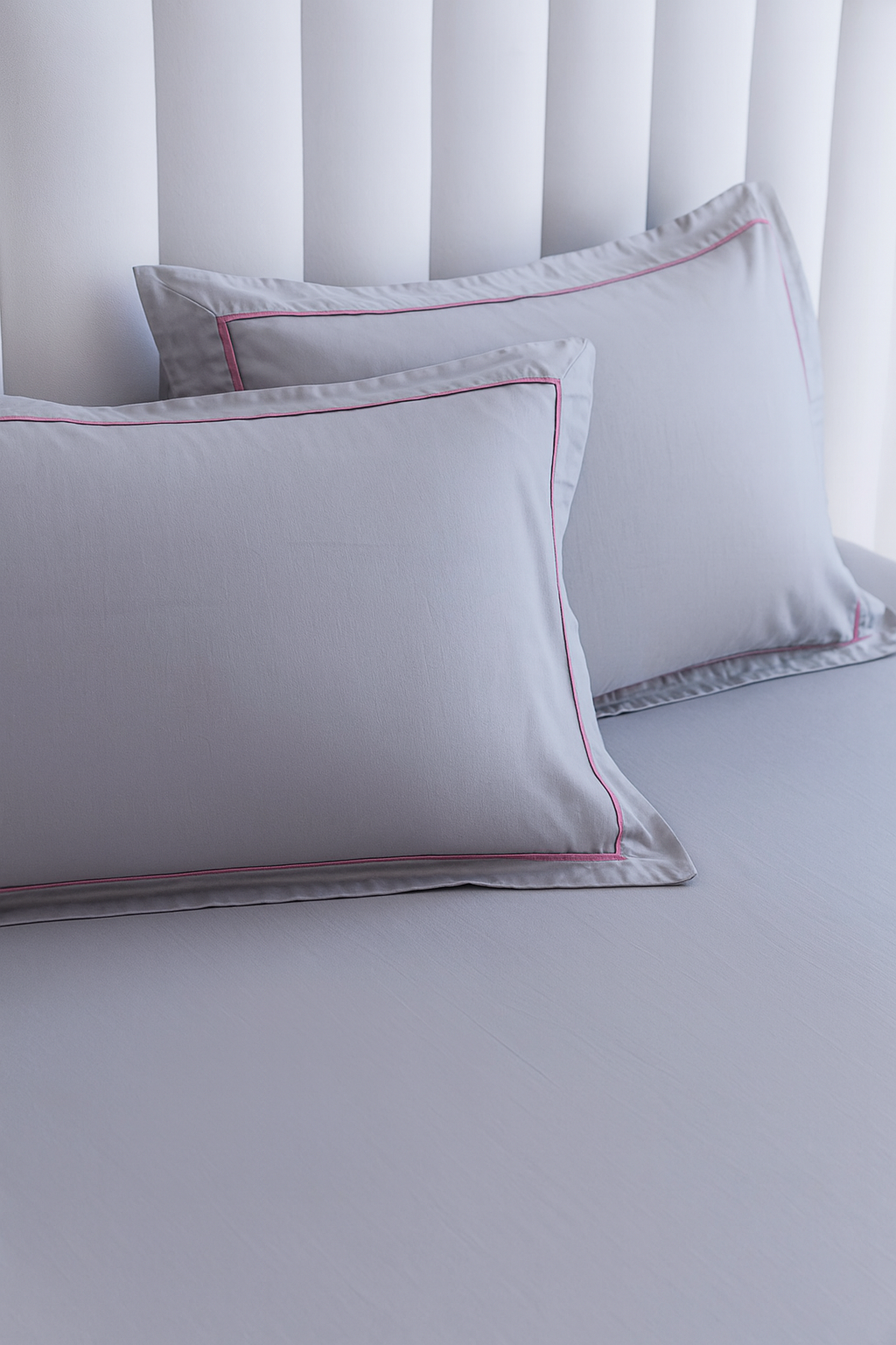 Cush Alley Border - 600TC Super King Size Cotton Bedsheet with matching pillow covers