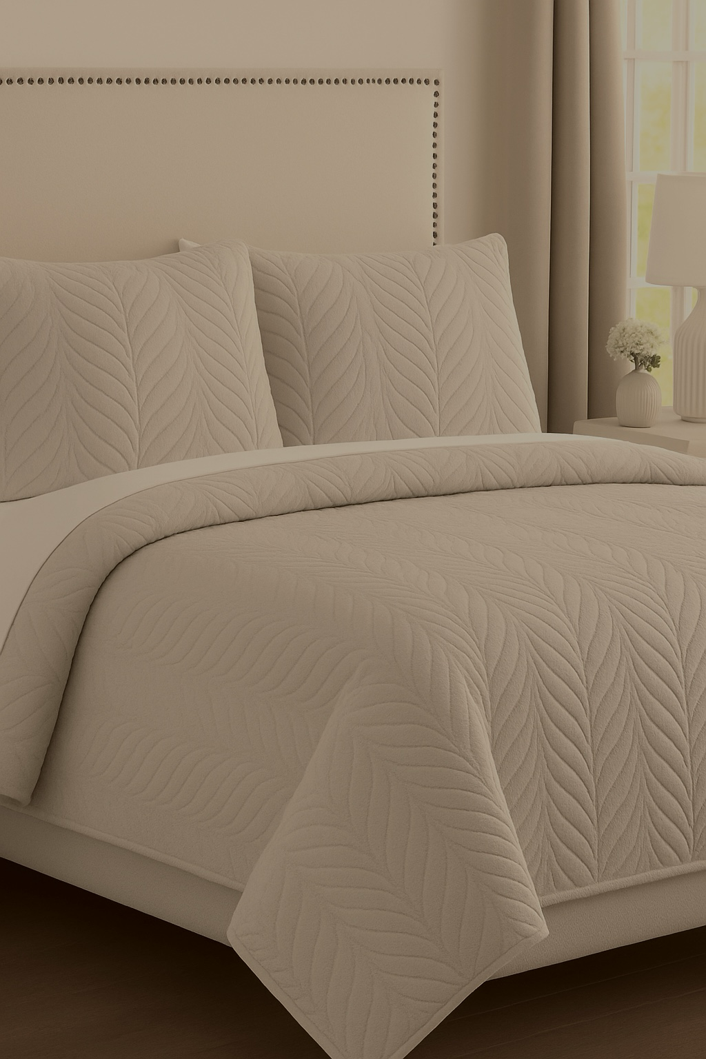 Warm Glow Cotton Bedcover with two matching pillow covers