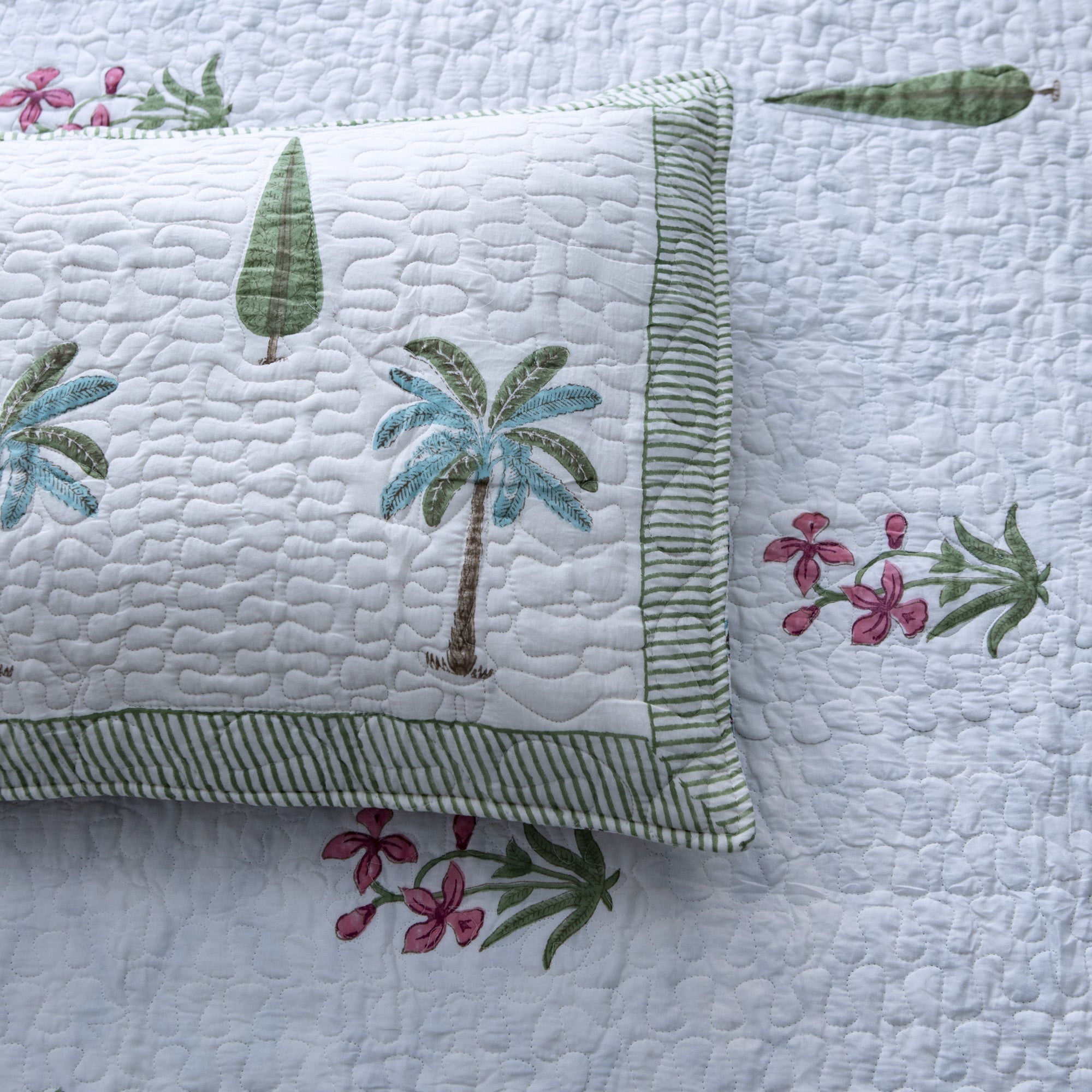 Green Palms - Pure Cotton Bedcover with two matching pillow covers