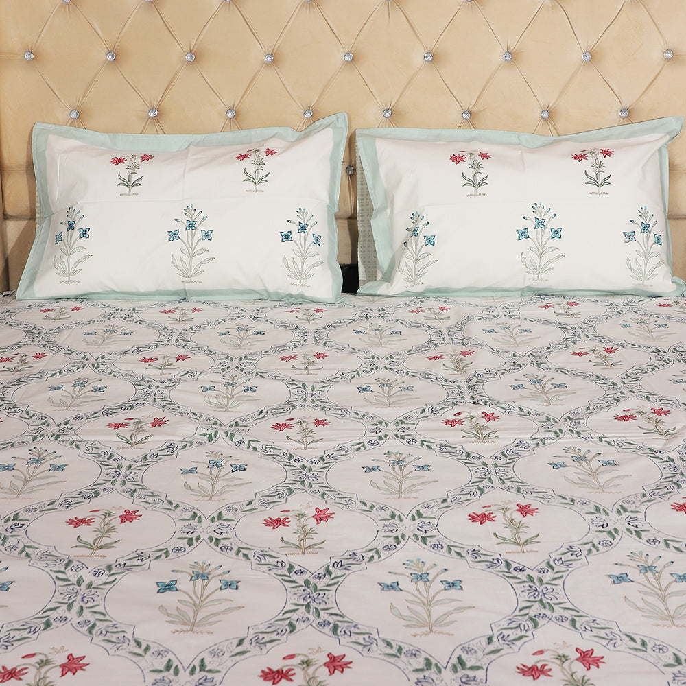 The Serene Dreams - Super King size Percal Cotton Block Printed Bedsheet with two matching pillow covers