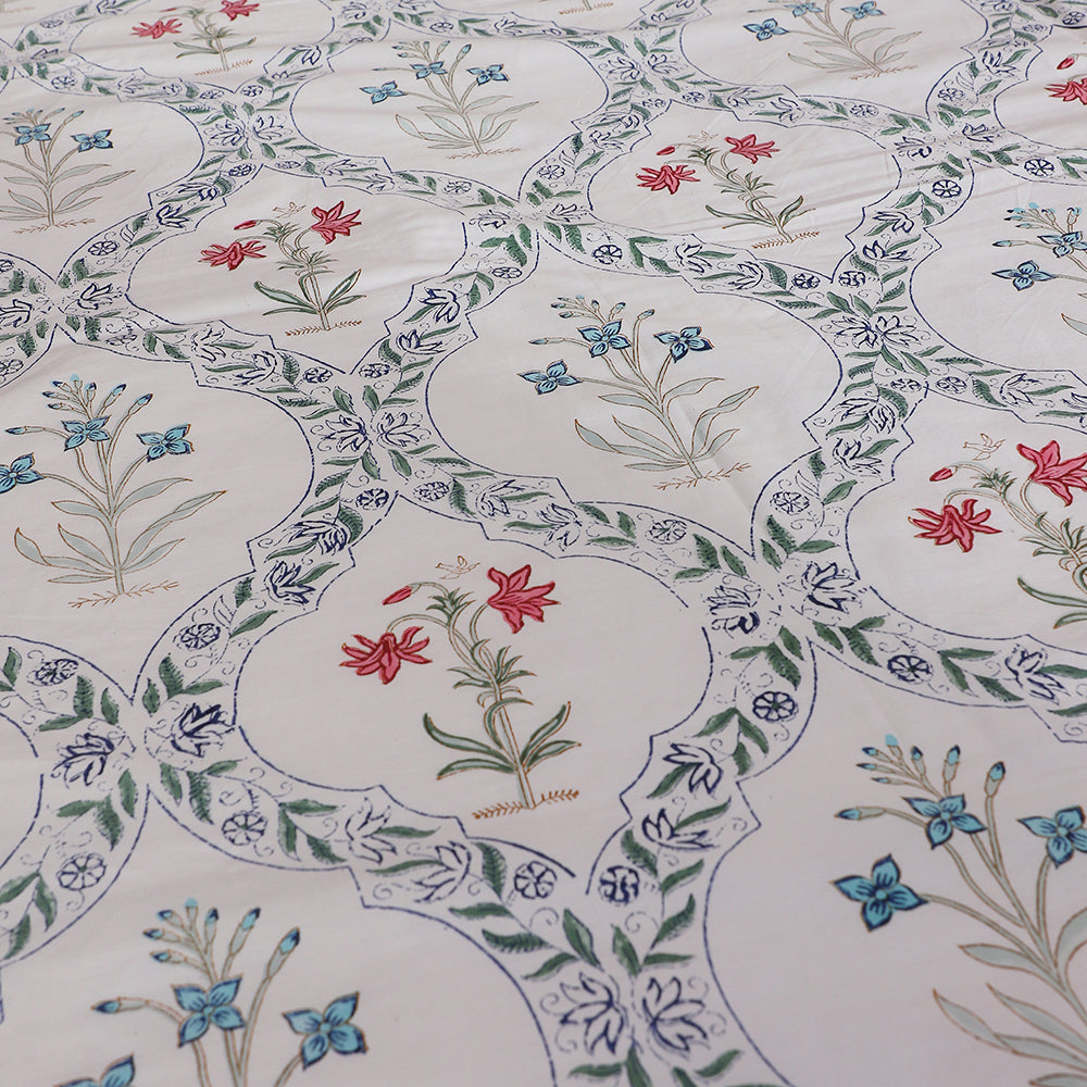 The Serene Dreams - Super King size Percal Cotton Block Printed Bedsheet with two matching pillow covers