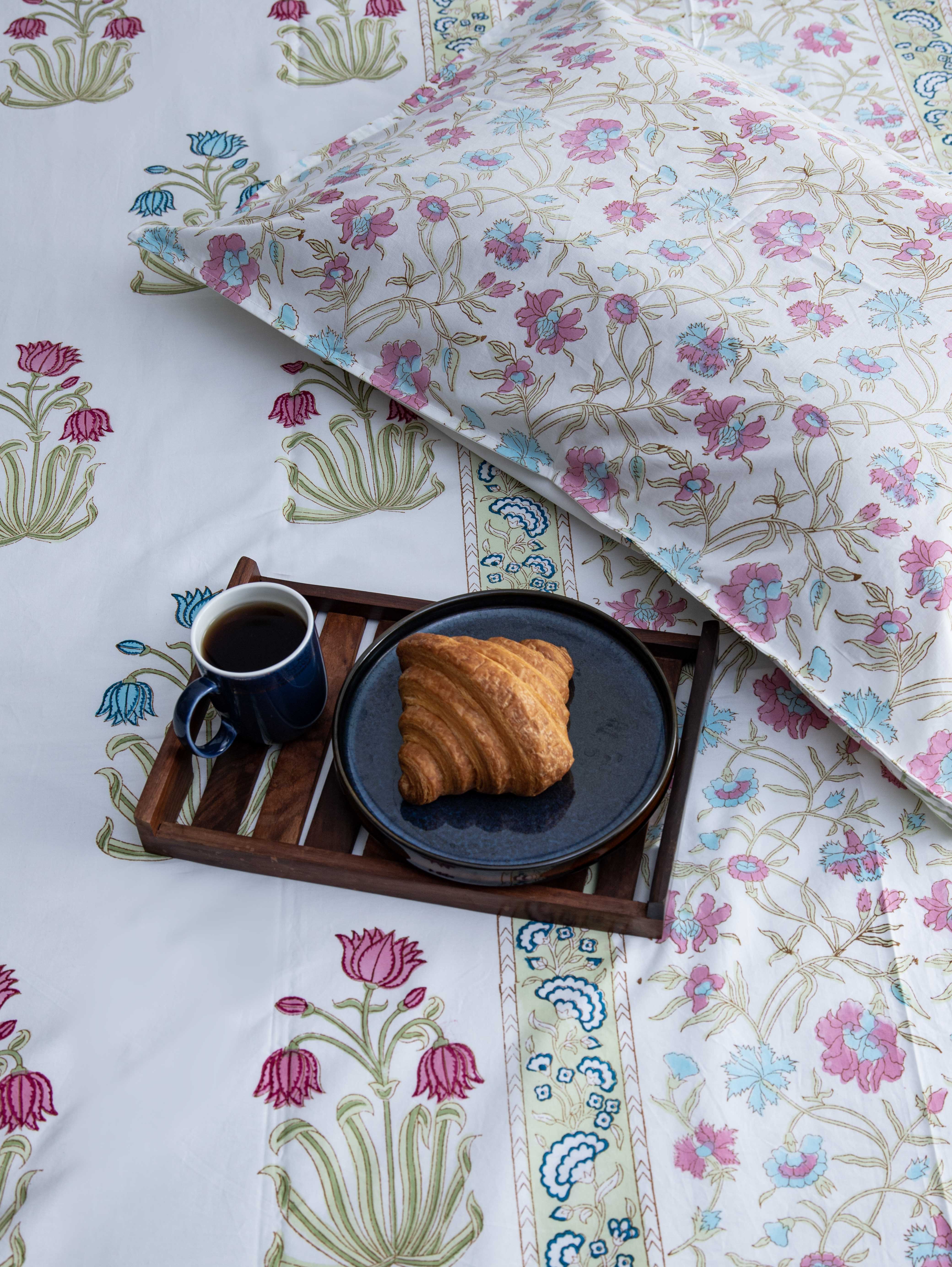The Ephemeral Splendour - Super King Size Percal Cotton Block printed bedsheet with two matching pillow covers
