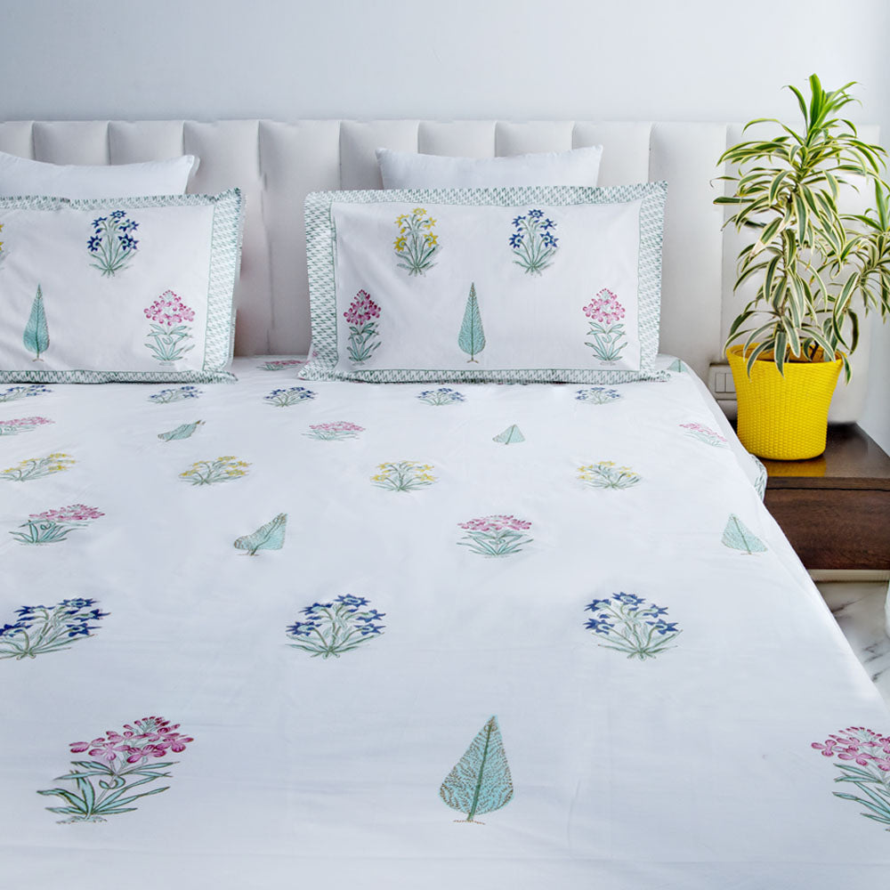 The Efflorescent Dream - Super King Size Percal Cotton Block printed bedsheet with two matching pillow covers