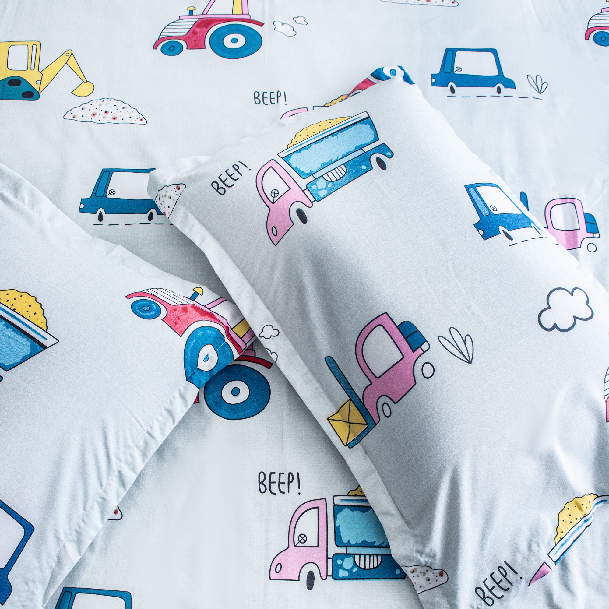 Let's Zoom - Queen size bedsheet with two matching pillow covers