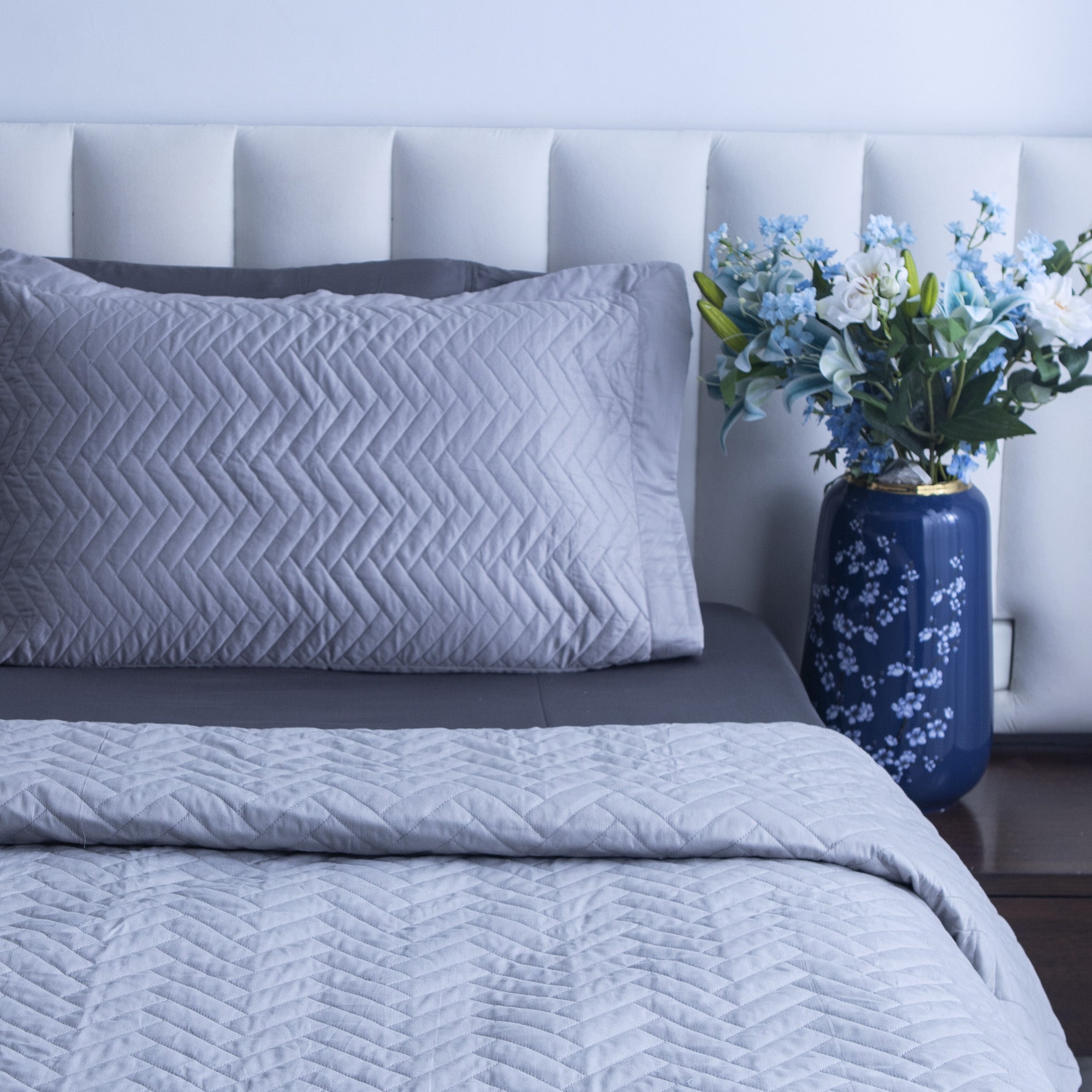 Plush Luxe QUILTED BEDCOVER SET - SUPER KING BEDCOVER WITH TWO MATCHING PILLOW COVERS