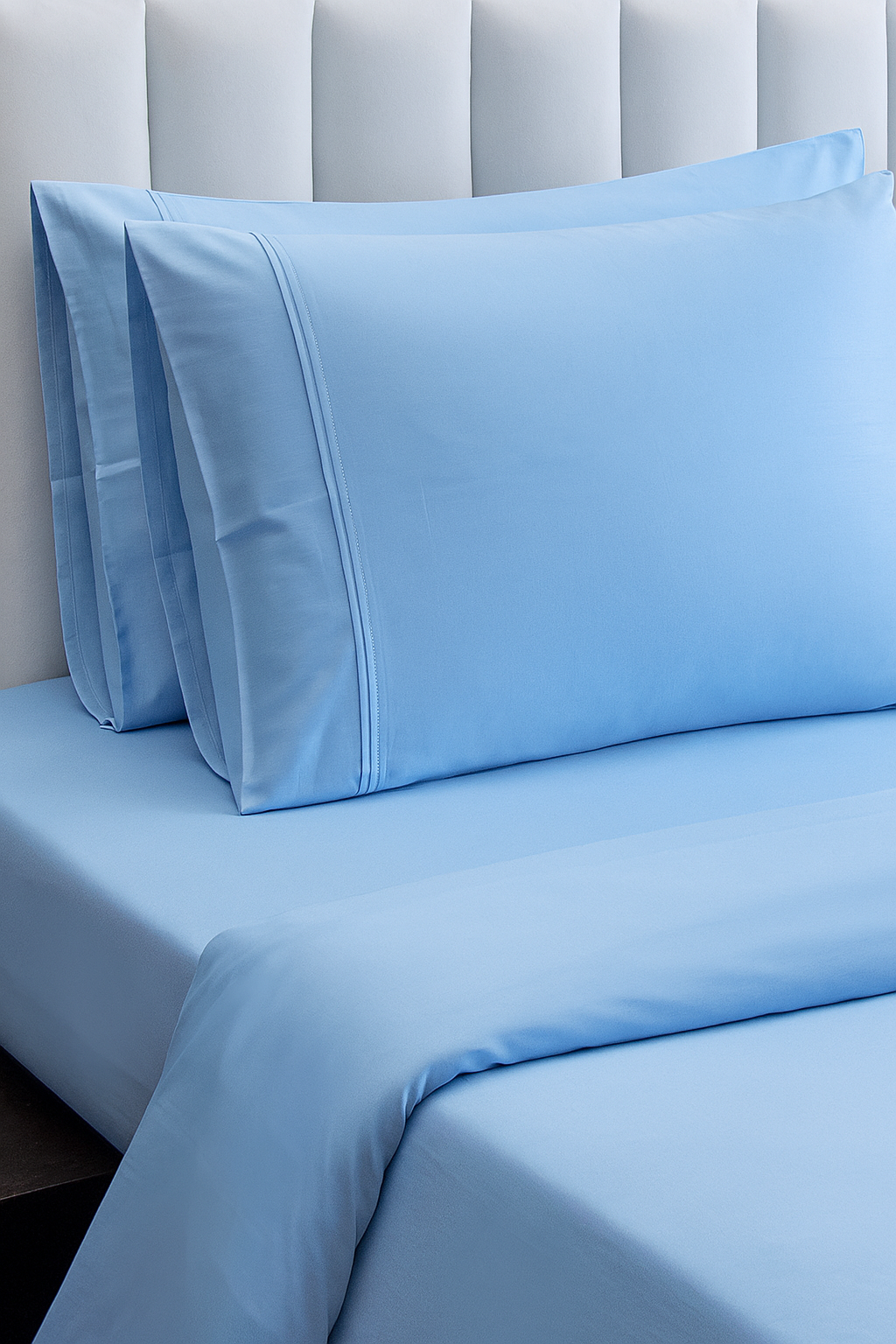 Sky Blue Bedsheet with 4 matching pillow covers - Super King Size bedsheet